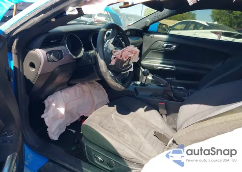 2017 Ford Mustang Ecoboost z USA, uszkodzony, nr VIN 1FA6P8TH8H5203700